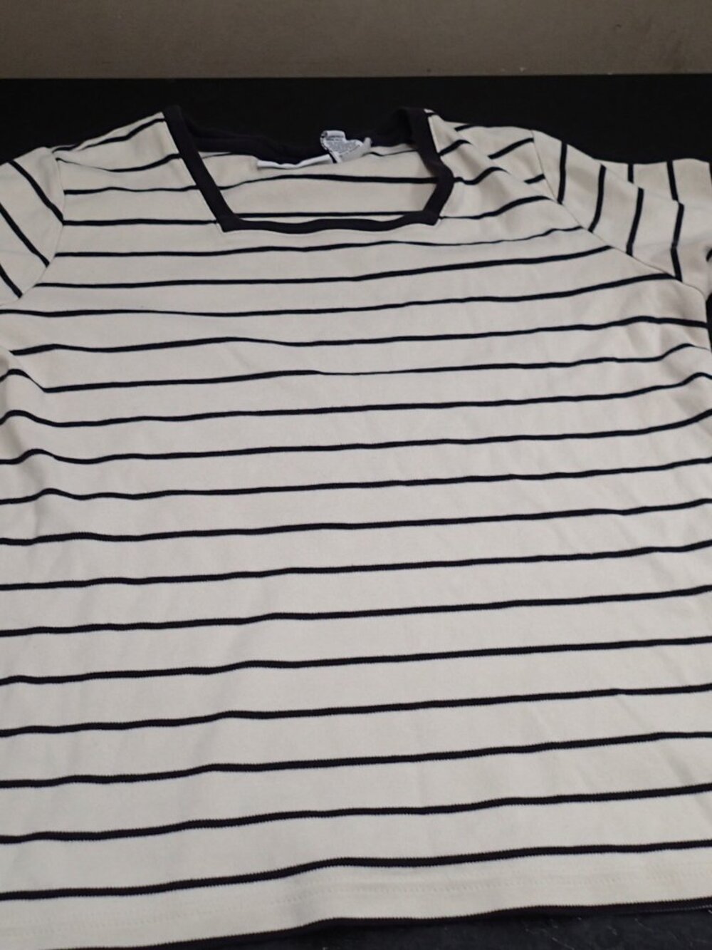 Croft and Barrow Women's Shirt Size Medium